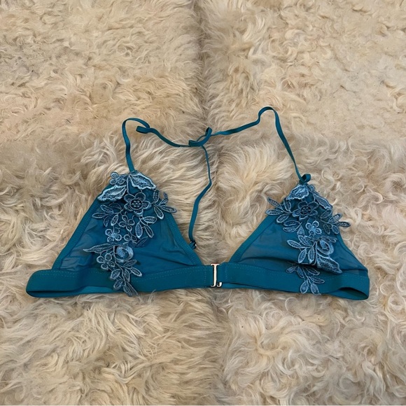 LF Lace Bralettes - Picture 3 of 6